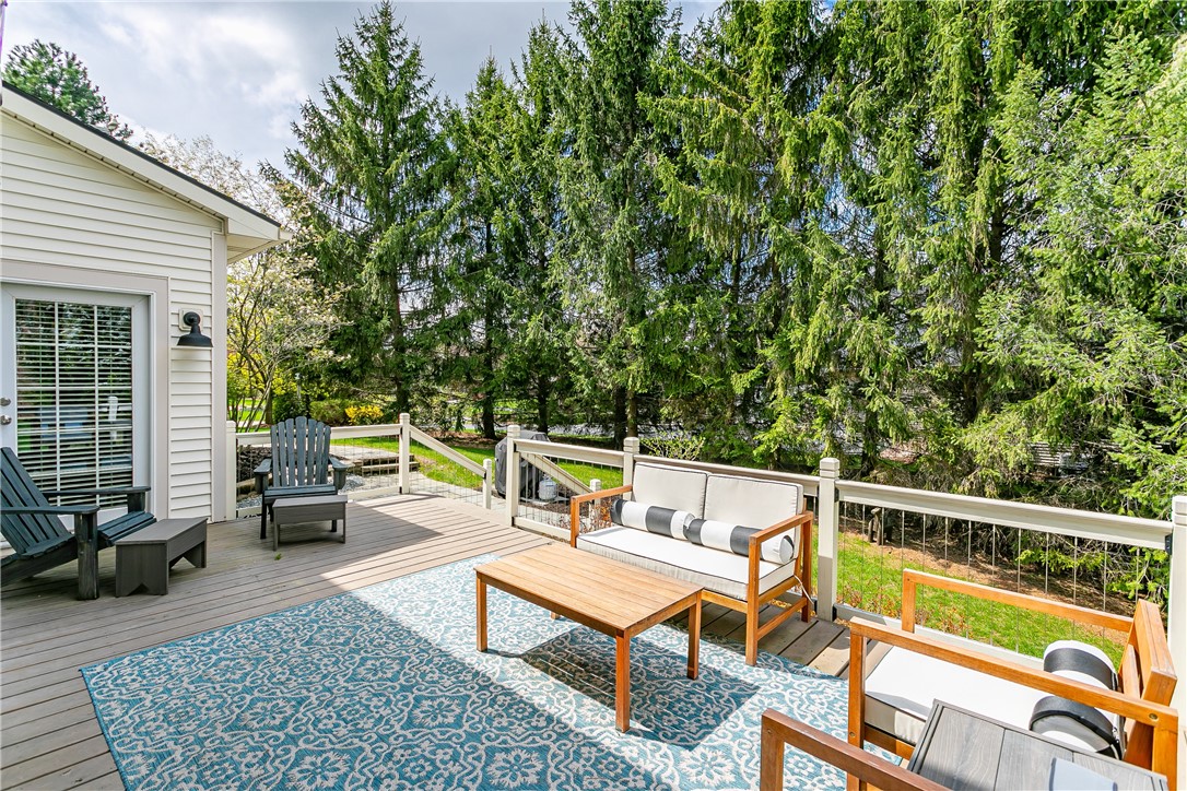 61 Vineyard Hill Perinton, NY 14450 - Photo 34 of 47