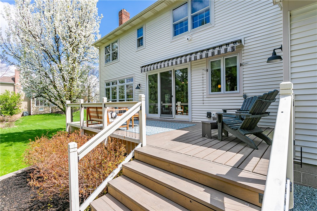 61 Vineyard Hill Perinton, NY 14450 - Photo 36 of 47