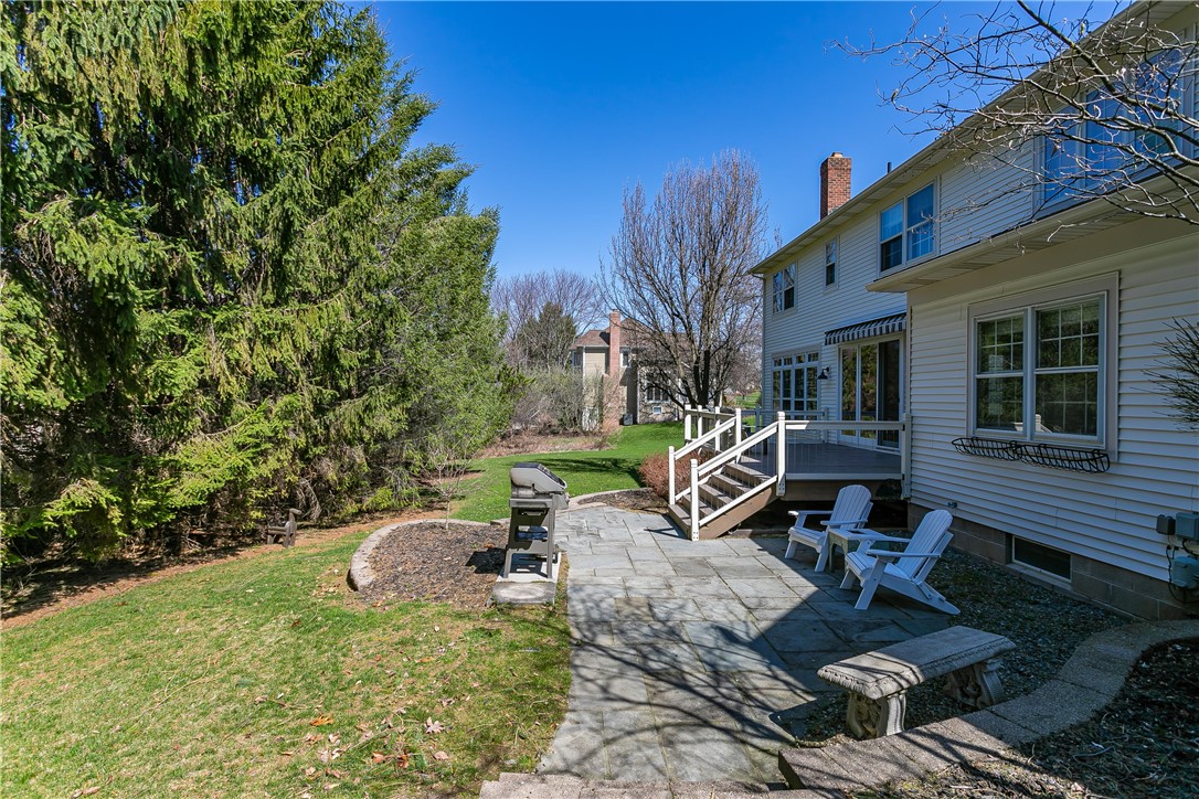 61 Vineyard Hill Perinton, NY 14450 - Photo 38 of 47