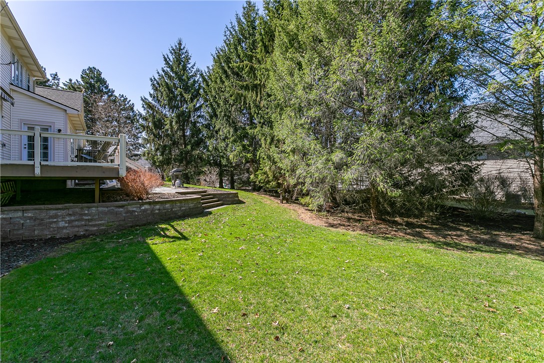 61 Vineyard Hill Perinton, NY 14450 - Photo 41 of 47