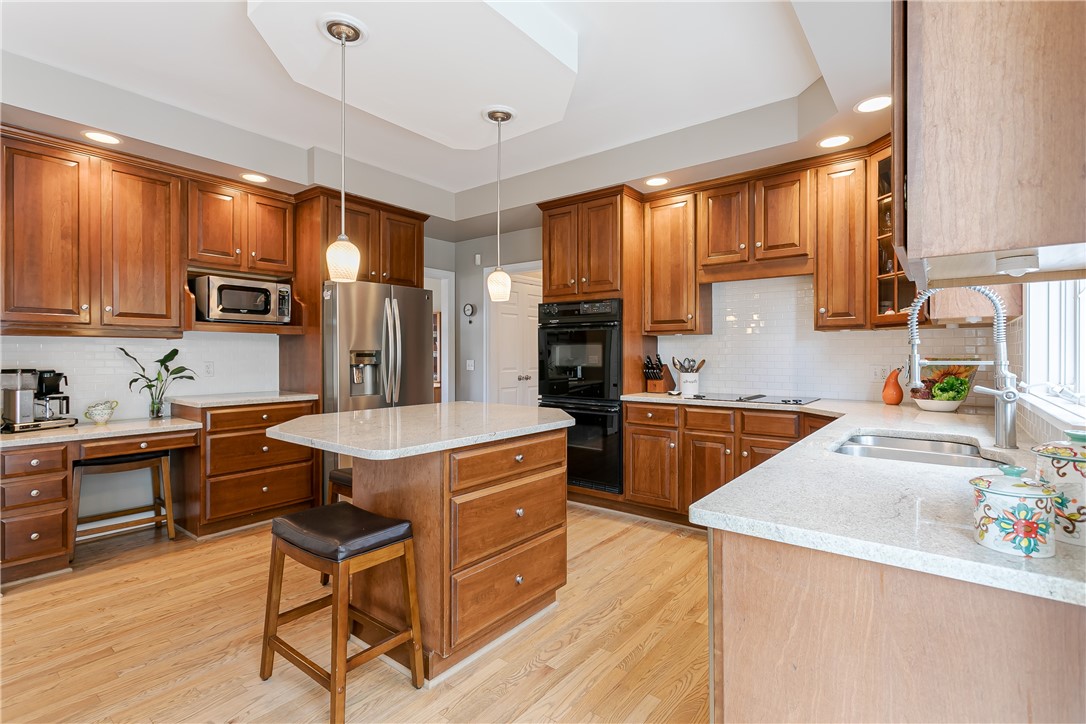 61 Vineyard Hill Perinton, NY 14450 - Photo 10 of 47