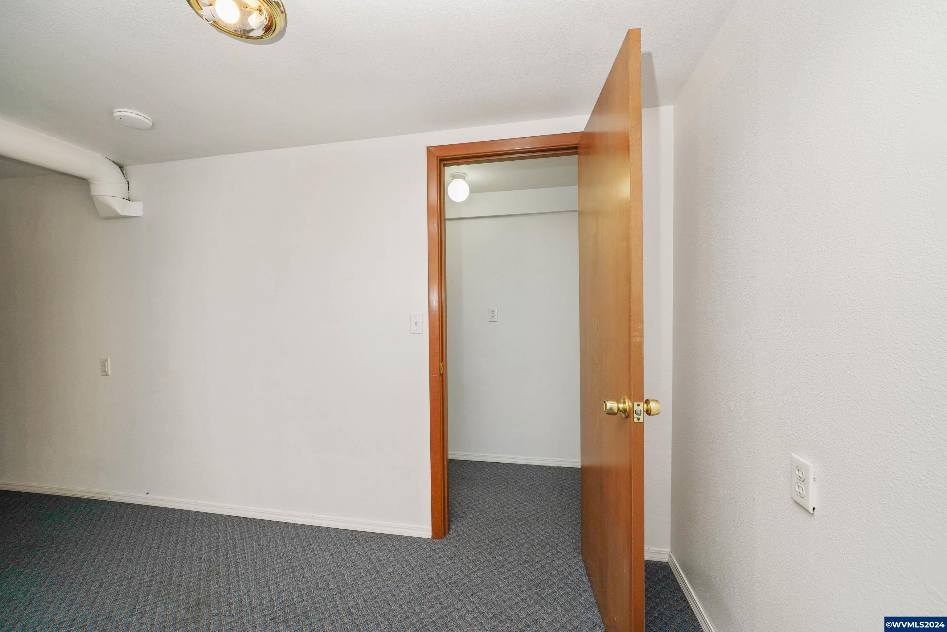 2455 Fisher Road Northeast Salem, OR 97305 - Photo 25 of 38 Gallery Image 25