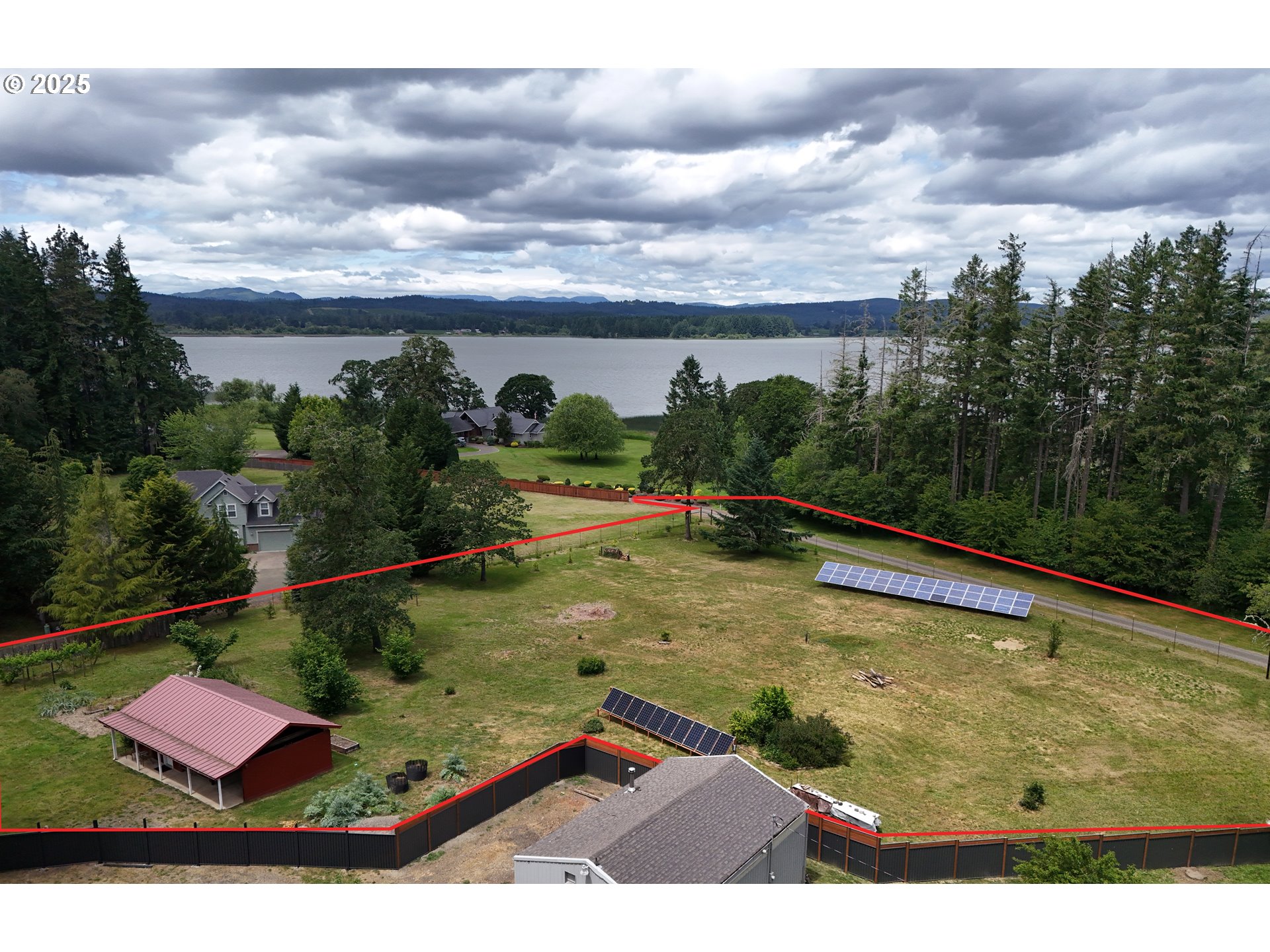 Jeans Road Veneta, OR 97487 - Photo 30 of 33