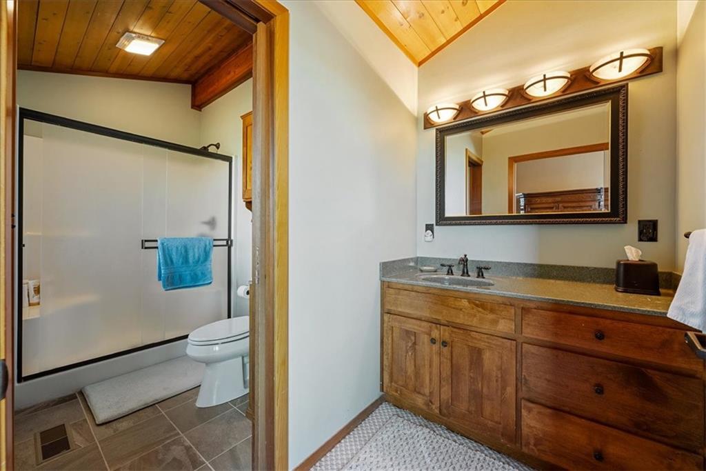 521 North 1450th Road Lawrence, KS 66049 - Photo 67 of 96