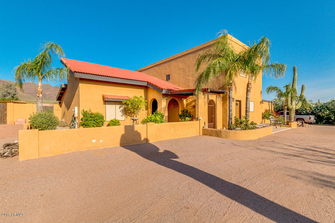 527 North Al Sieber Road Apache Junction, AZ 85119 - Photo 1 of 49 04-Al Sieber