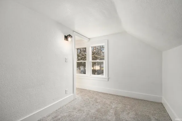 $197,500 | 618 Donmoyer Avenue, South Bend, IN 46614