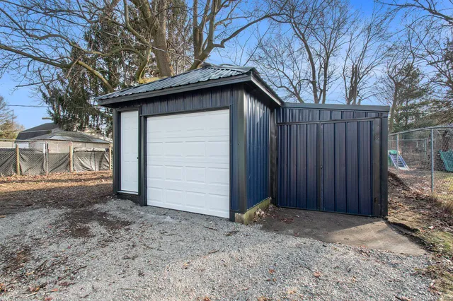 $197,500 | 618 Donmoyer Avenue, South Bend, IN 46614