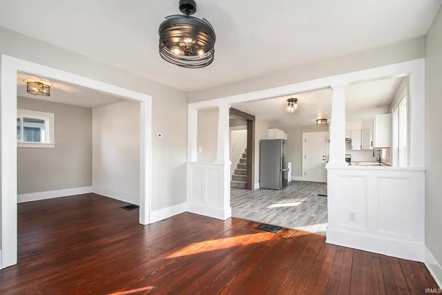 $197,500 | 618 Donmoyer Avenue, South Bend, IN 46614