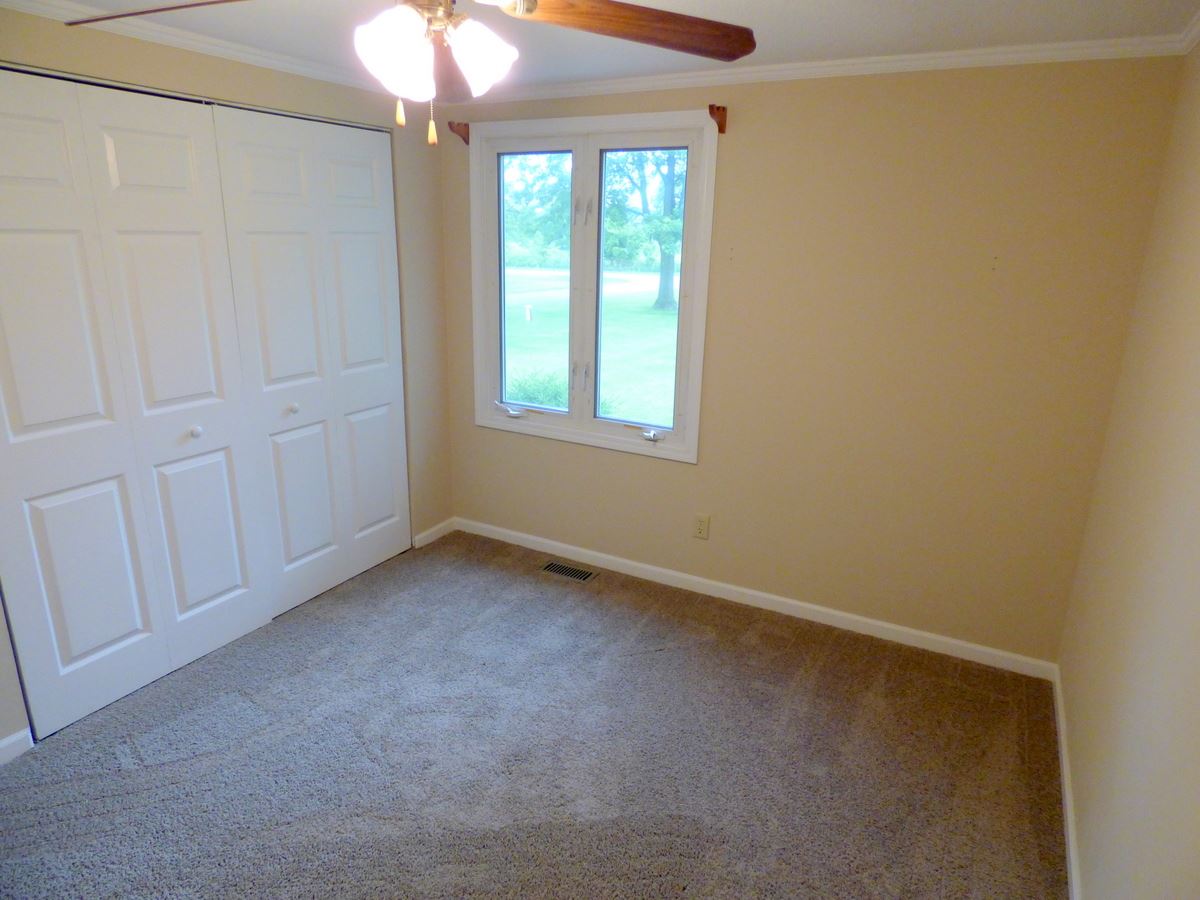 14423 Winters Road Roanoke, IN 46783 - Photo 22 of 29
