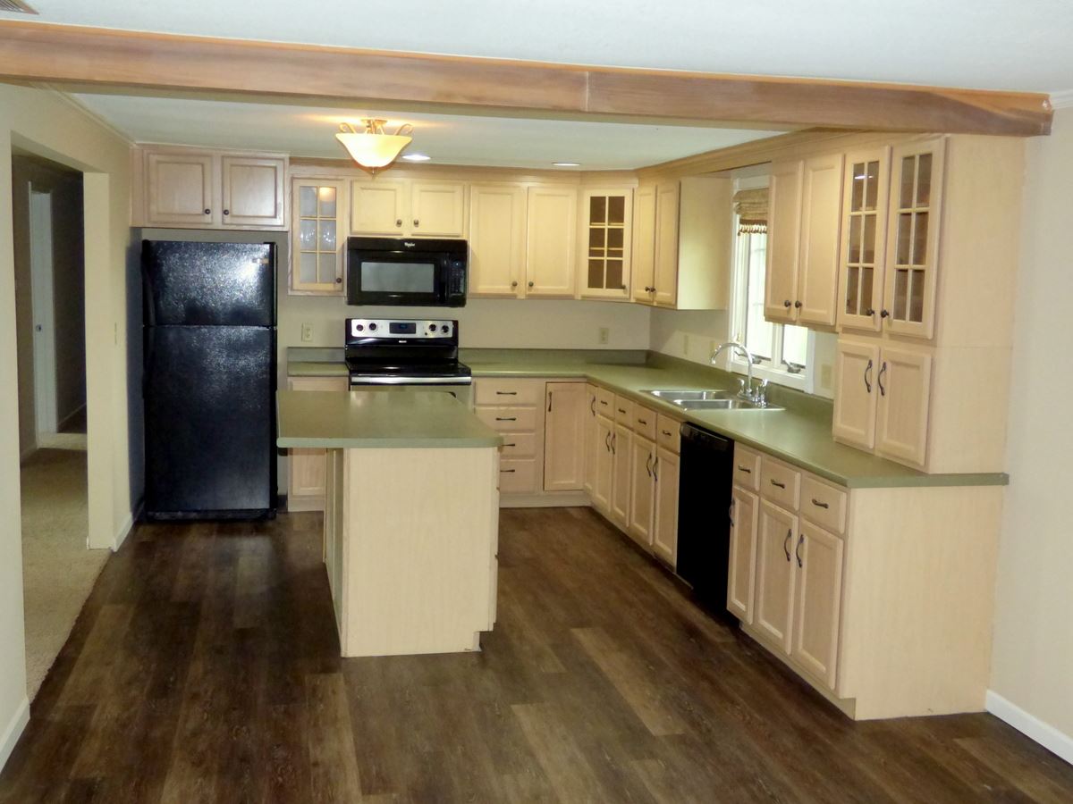 14423 Winters Road Roanoke, IN 46783 - Photo 6 of 29