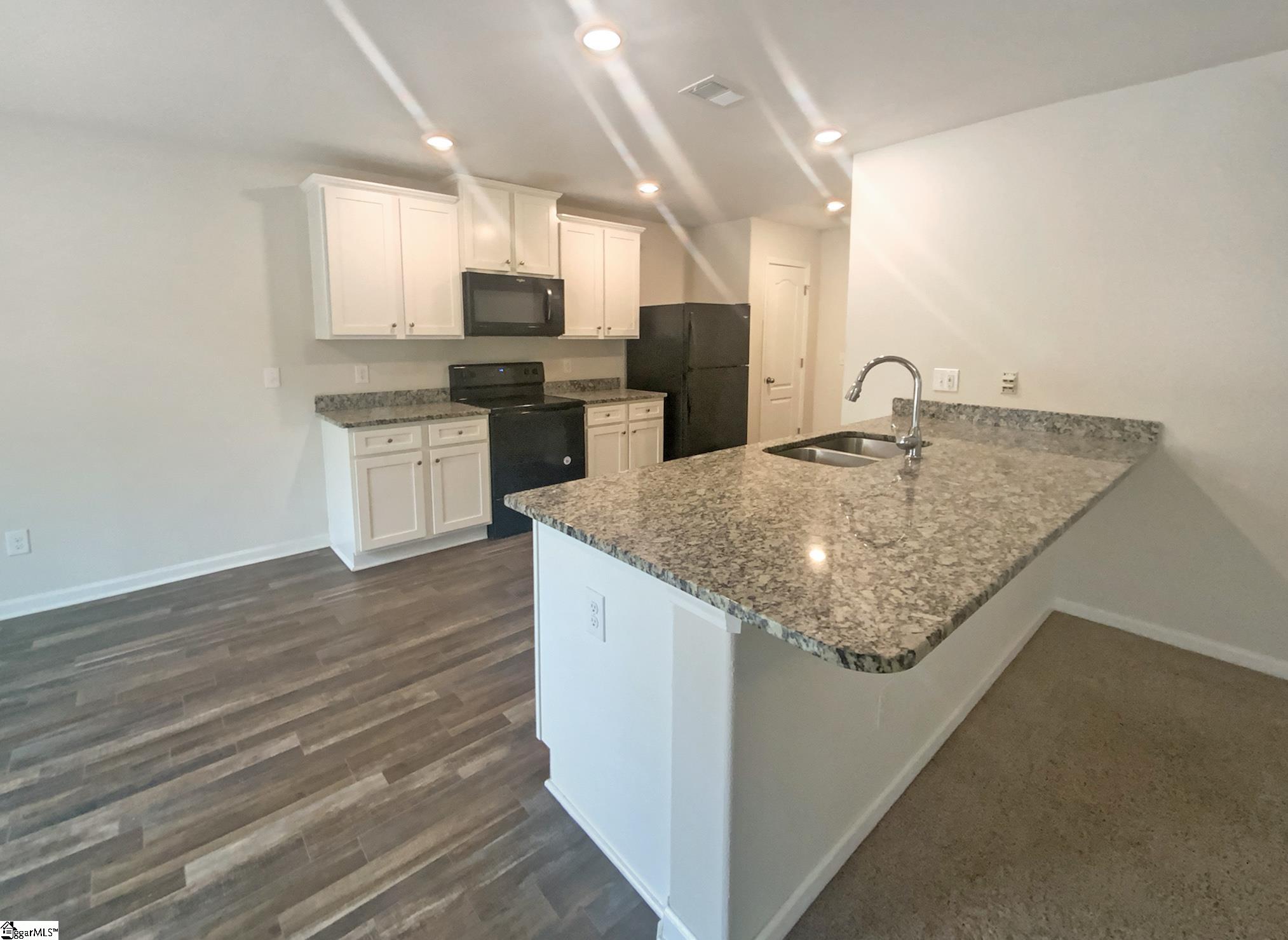 2078 Southlea Drive Inman, SC 29349 - Photo 2 of 19