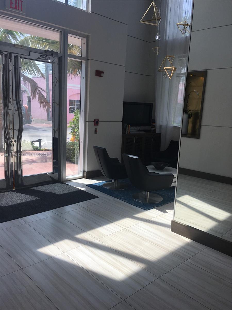 200 Ocean Drive, Unit 3C Miami Beach, FL 33139 - Photo 5 of 12 a view of a entryway door of the house