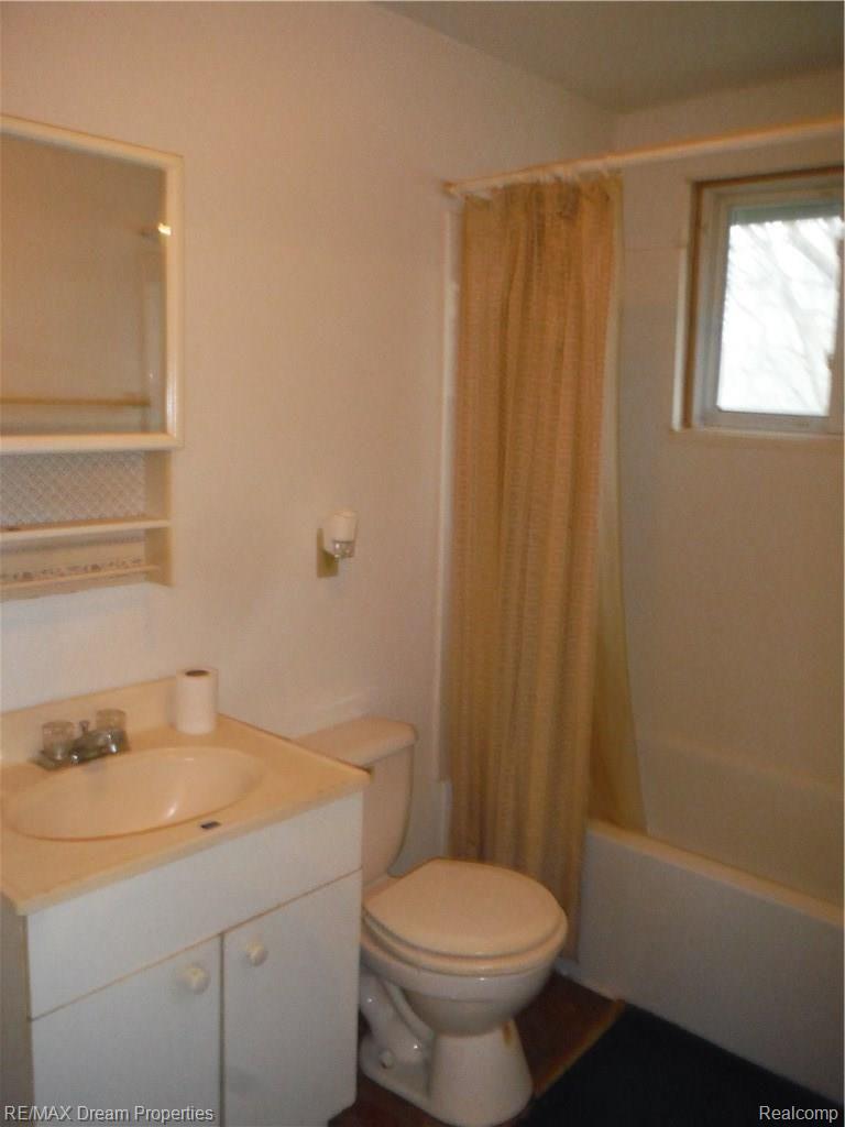 9371 Willow Road Willis, MI 48191 - Photo 19 of 22 DSCF7163.JPG