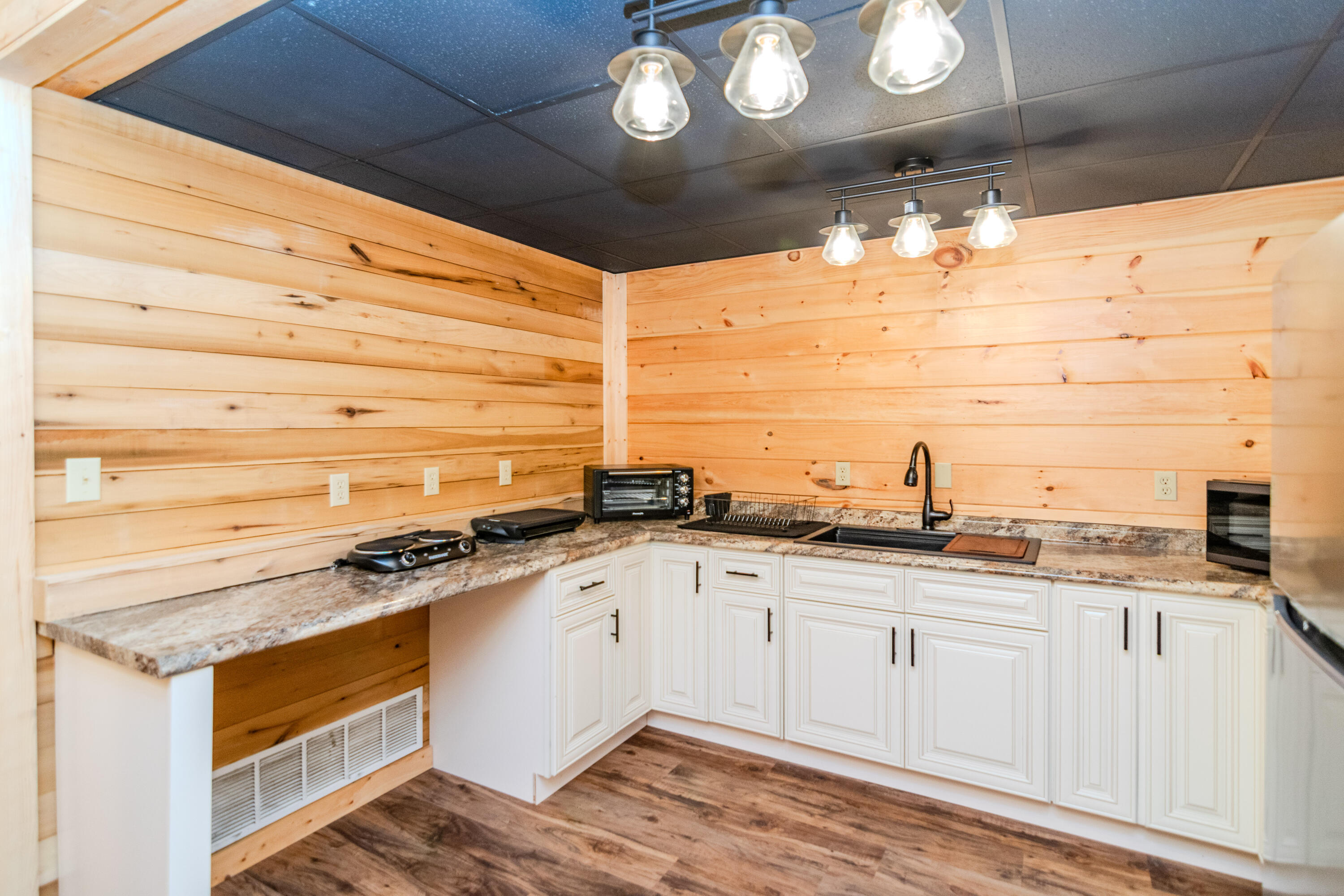 110 Dairy Farm Road Manchester, KY 40962 - Photo 40 of 57 110DairyFarm-0031