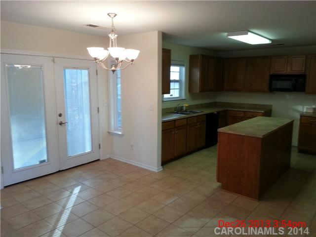1752 Summit Ridge Lane Kannapolis, NC 28083 - Photo 4 of 11 Gallery Image 4