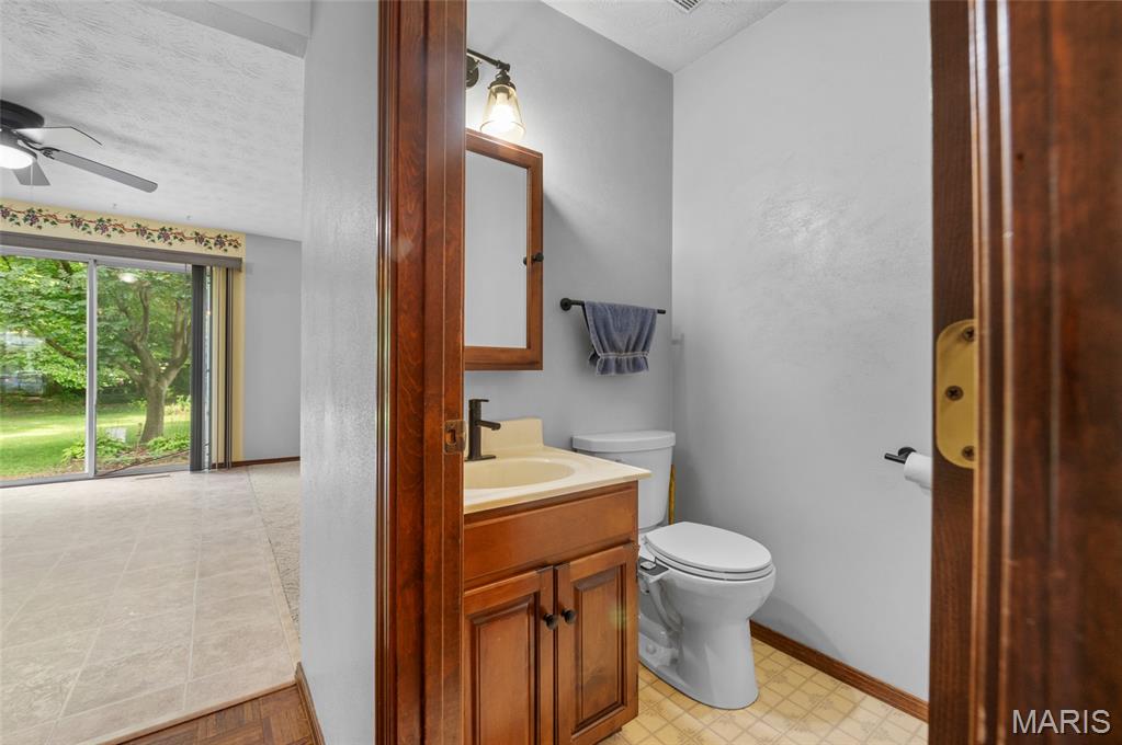 97 Sugarmill Road Troy, IL 62294 - Photo 17 of 40 Gallery Image 17