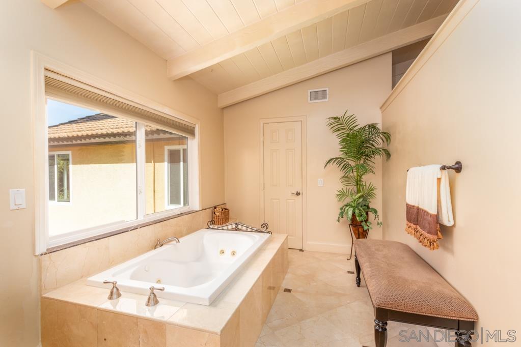 244 Rancho Camino Fallbrook, CA 92028 - Photo 16 of 25