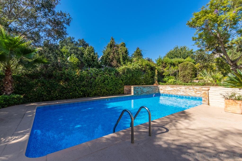 244 Rancho Camino Fallbrook, CA 92028 - Photo 18 of 25