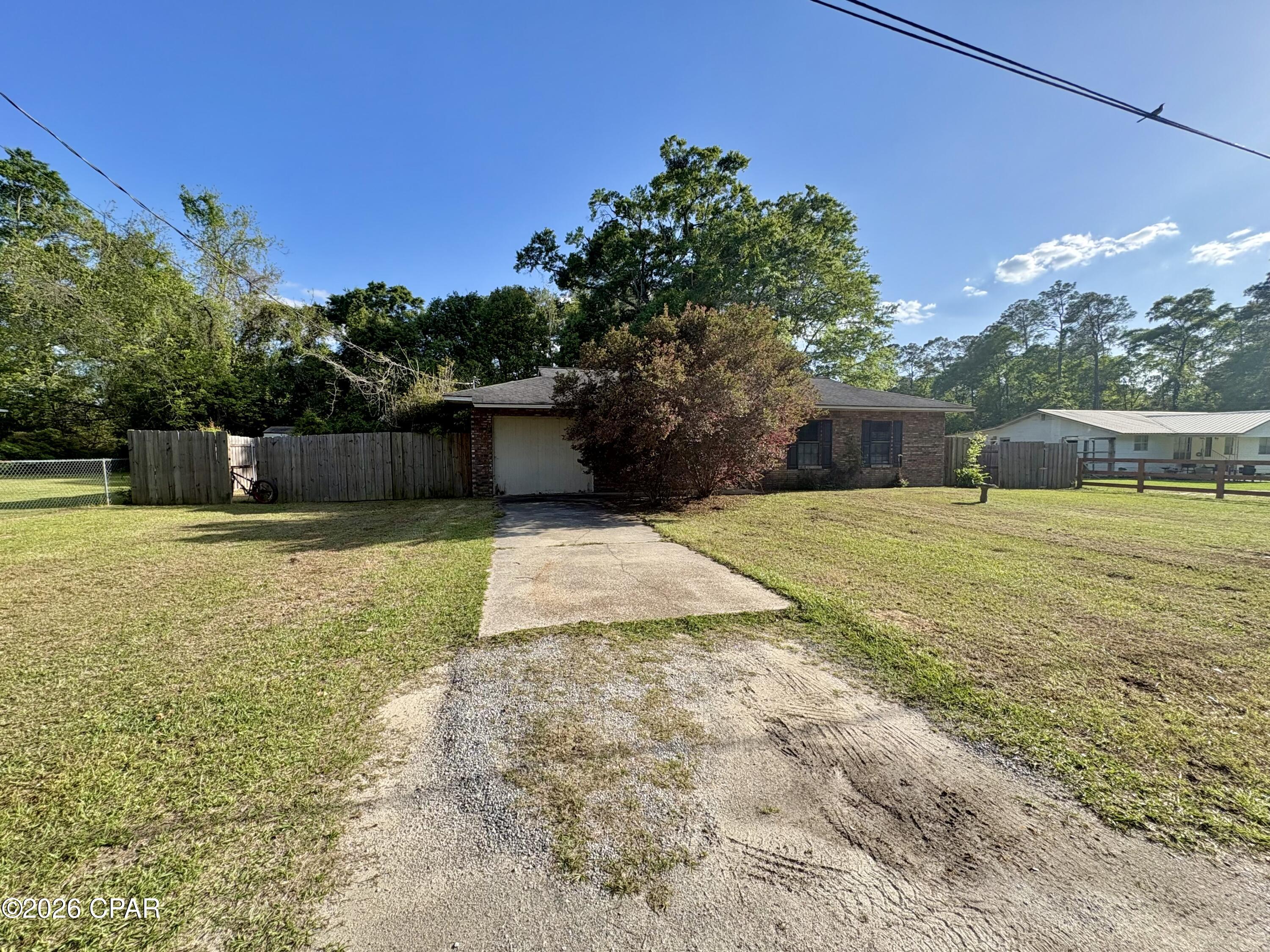1395 Warren Avenue Chipley, FL 32428 - Photo 4 of 25