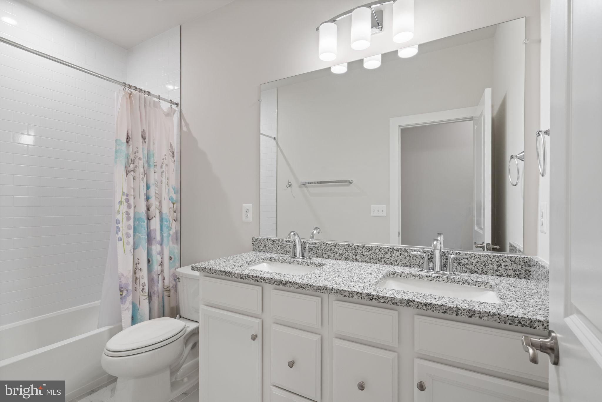 18082 Marsh Pne Road Dumfries, VA 22026 - Photo 33 of 86 Hall Bath