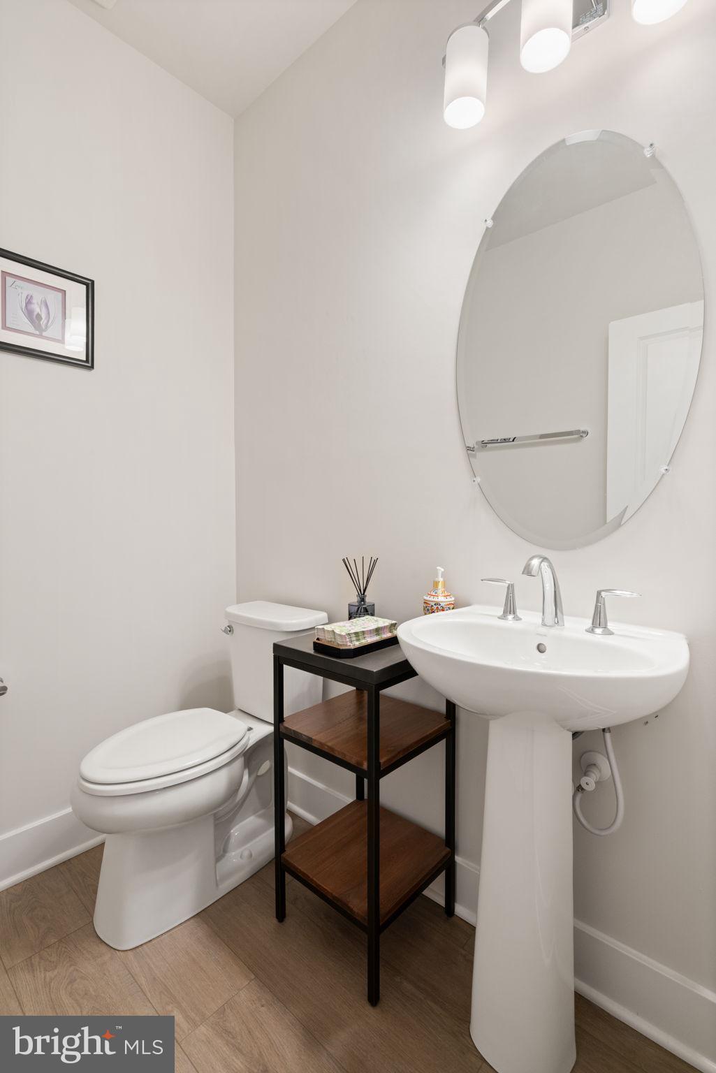 18082 Marsh Pne Road Dumfries, VA 22026 - Photo 8 of 86 Half Bath on main level