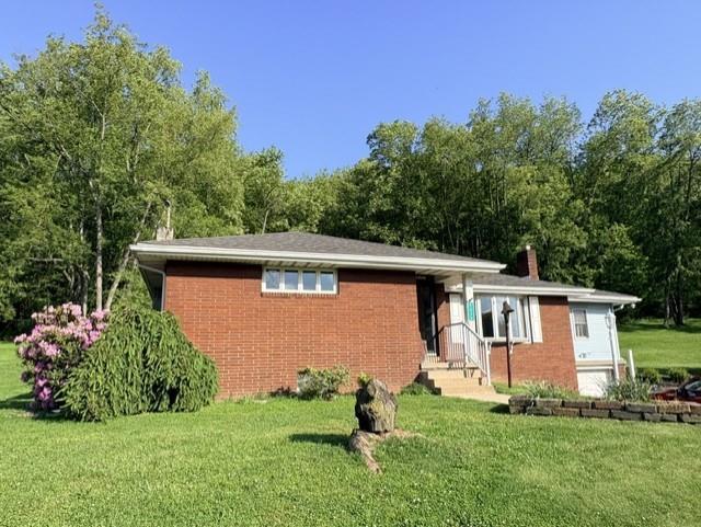 2434 Race Track Road Youngwood, PA 15697 - Photo 3 of 37