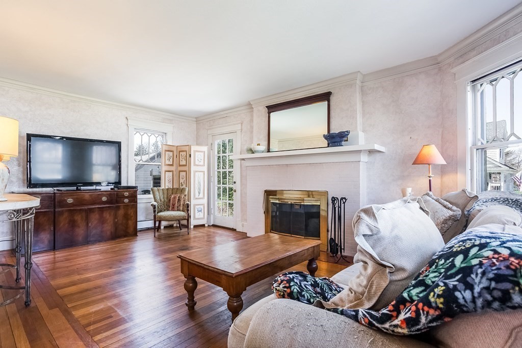 135 Bliss Road Longmeadow, MA 01106 - Photo 5 of 32 Gallery Image 5