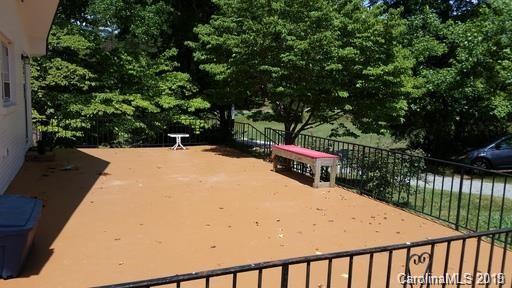 726 Miles Road Dallas, NC 28034 - Photo 6 of 38