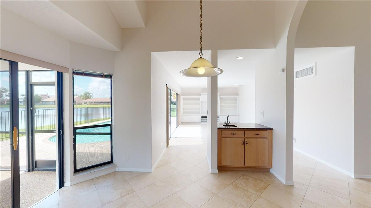 22161 Crofton Court Boca Raton, FL 33428 - Photo 4 of 67 Photo 4