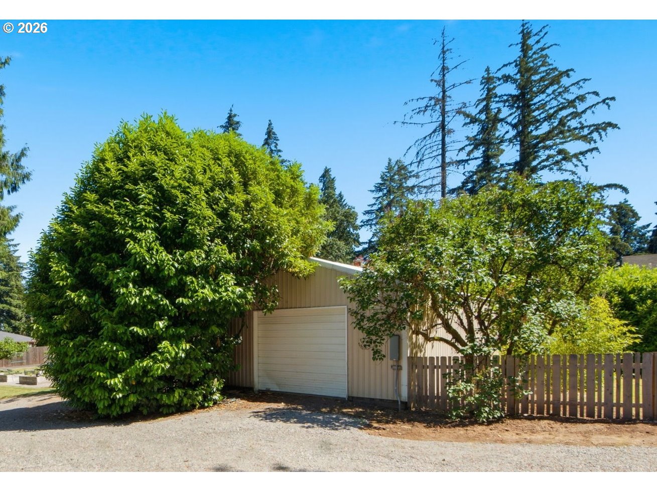 4875 Southeast Hill Road Milwaukie, OR 97267 - Photo 45 of 48