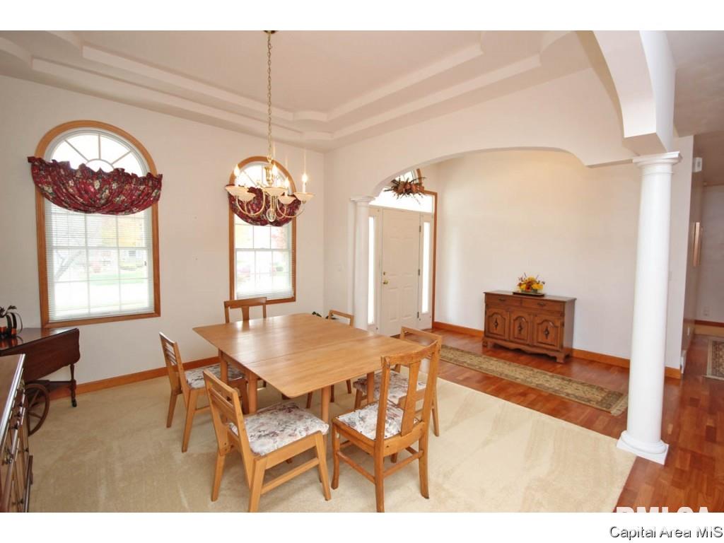 2717 Killarney Road Springfield, IL 62711 - Photo 12 of 34