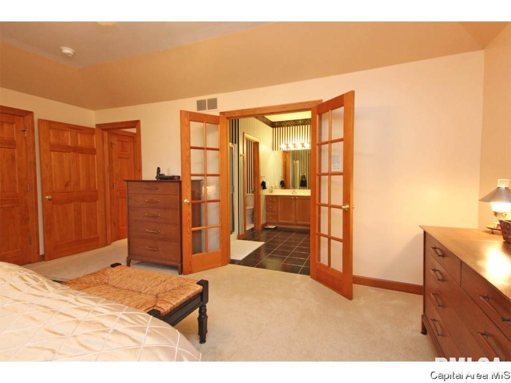 2717 Killarney Road Springfield, IL 62711 - Photo 14 of 34