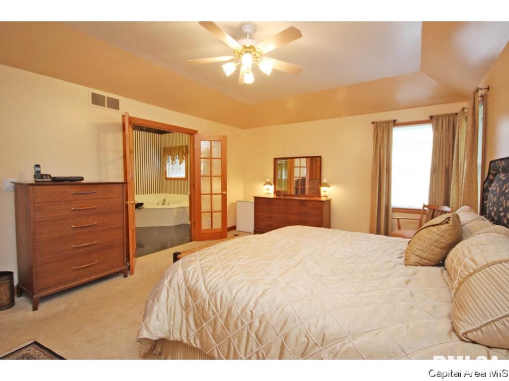 2717 Killarney Road Springfield, IL 62711 - Photo 16 of 34