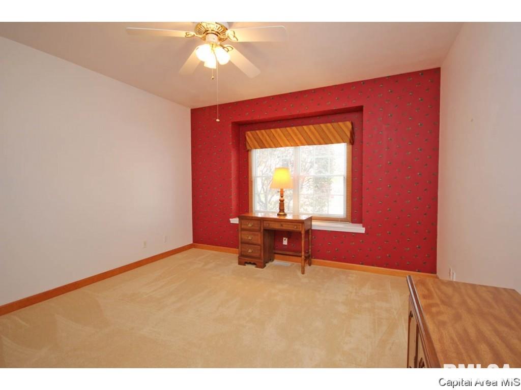 2717 Killarney Road Springfield, IL 62711 - Photo 20 of 34