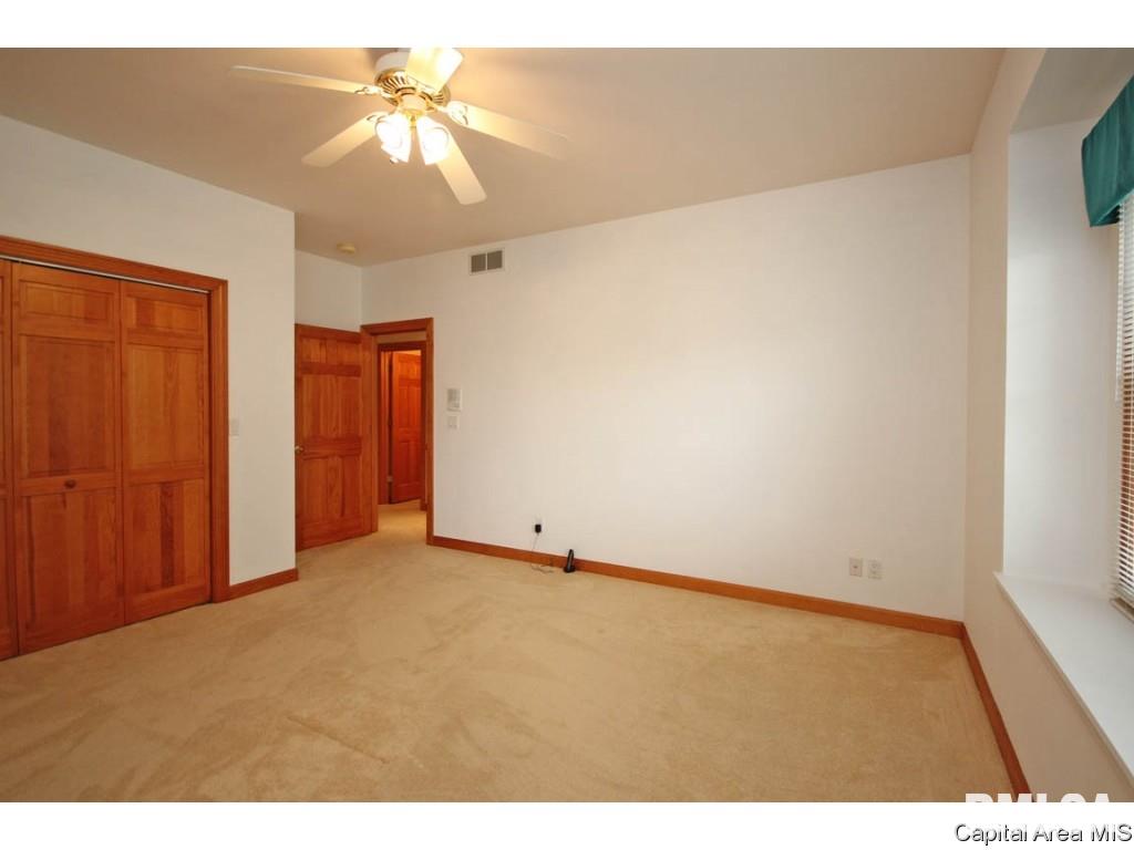 2717 Killarney Road Springfield, IL 62711 - Photo 24 of 34