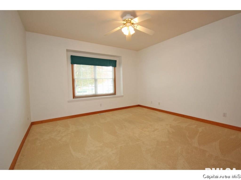 2717 Killarney Road Springfield, IL 62711 - Photo 26 of 34