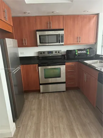 $2,650 | 111 East Flagler Street, Unit 901, Miami, FL 33131