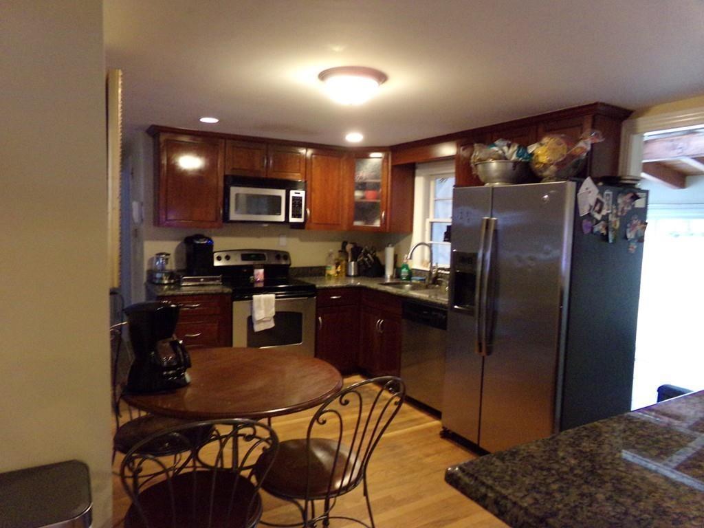 85 High Street Walpole, MA 02081 - Photo 12 of 30 Gallery Image 12
