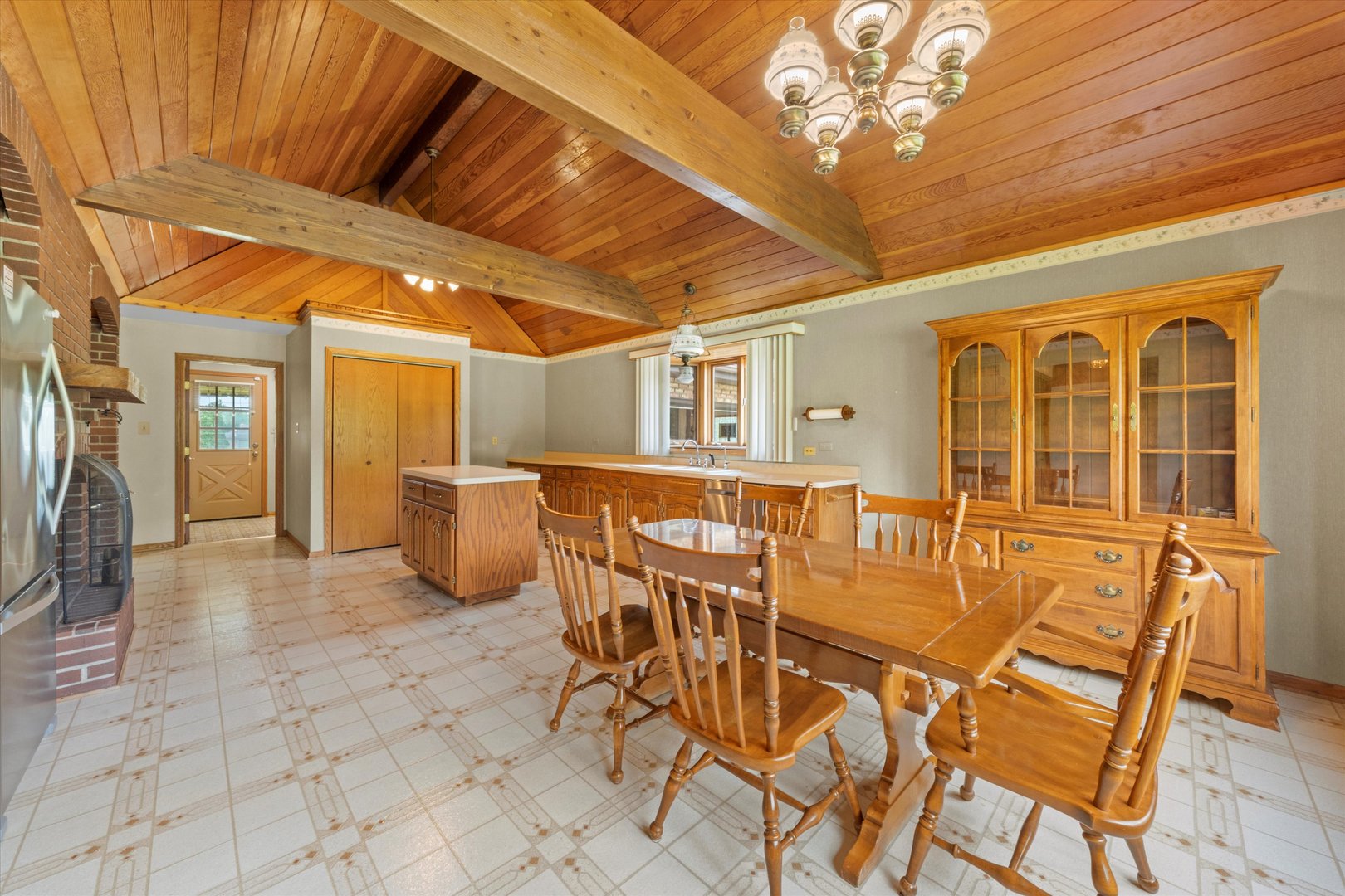 24449 South Klemme Road Crete, IL 60417 - Photo 13 of 21 a view of a dining room with furniture and chandelier