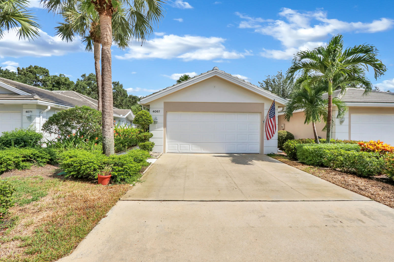 4067 Grove Point Road Palm Beach Gardens, FL 33410 - Photo 2 of 21 01_Images_1_of_20_mls