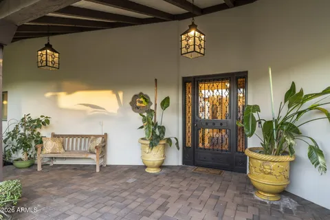 $3,425,000 | 5700 North 33rd Place, Paradise Valley, AZ 85253