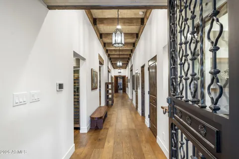 $3,425,000 | 5700 North 33rd Place, Paradise Valley, AZ 85253