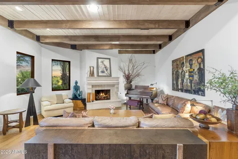 $3,425,000 | 5700 North 33rd Place, Paradise Valley, AZ 85253