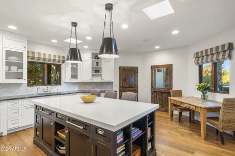 $3,425,000 | 5700 North 33rd Place, Paradise Valley, AZ 85253
