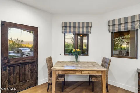 $3,425,000 | 5700 North 33rd Place, Paradise Valley, AZ 85253