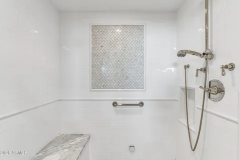 $3,425,000 | 5700 North 33rd Place, Paradise Valley, AZ 85253