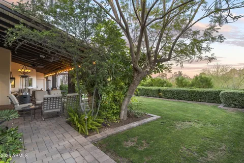$3,425,000 | 5700 North 33rd Place, Paradise Valley, AZ 85253