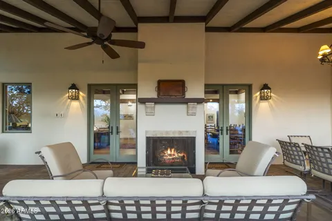 $3,425,000 | 5700 North 33rd Place, Paradise Valley, AZ 85253