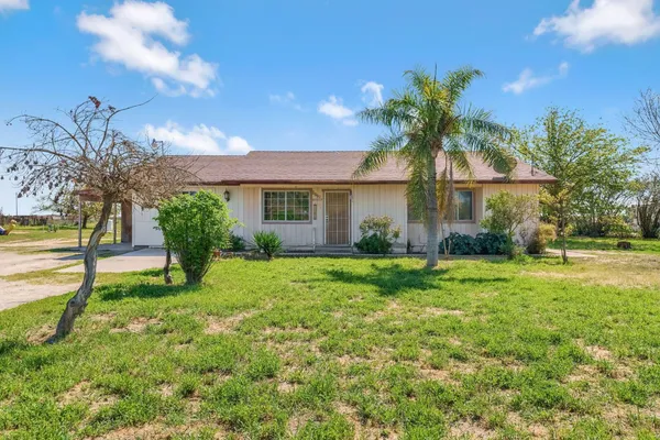$499,900 | 7990 South McMullin Grade, Fresno, CA 93706