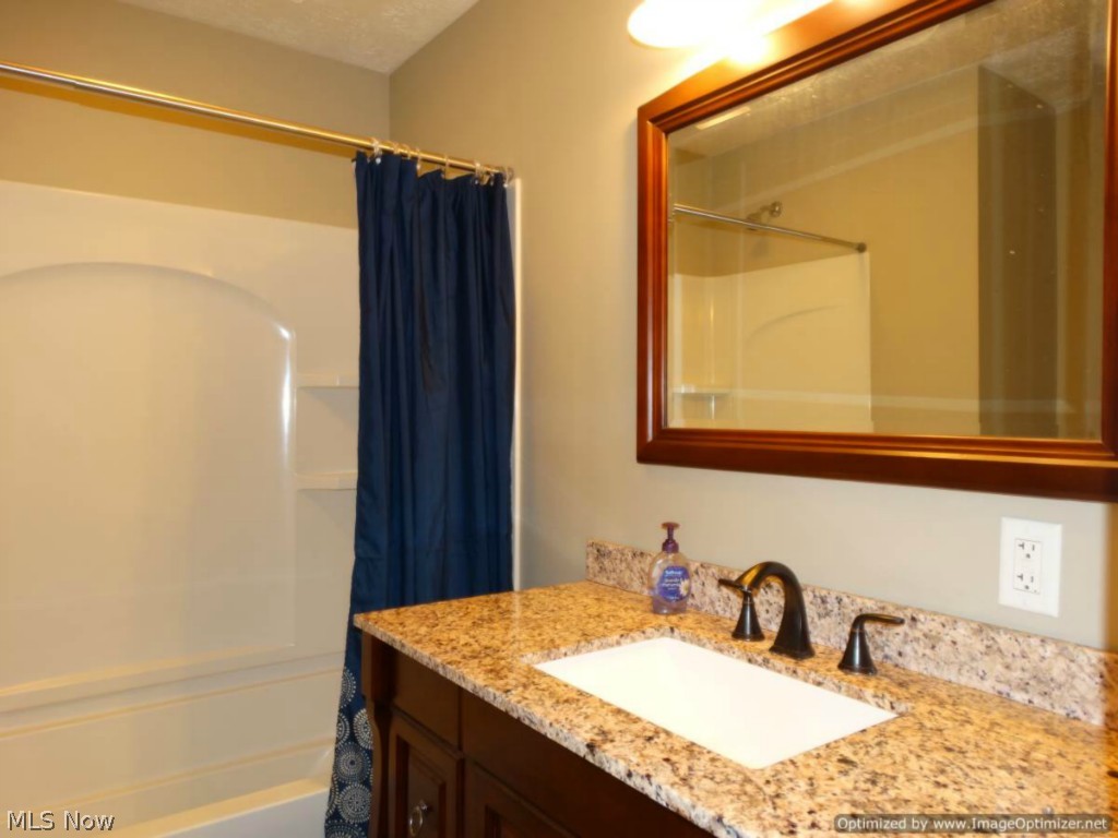 6466 Indian Point Road Painesville, OH 44077 - Photo 17 of 25 Gallery Image 17